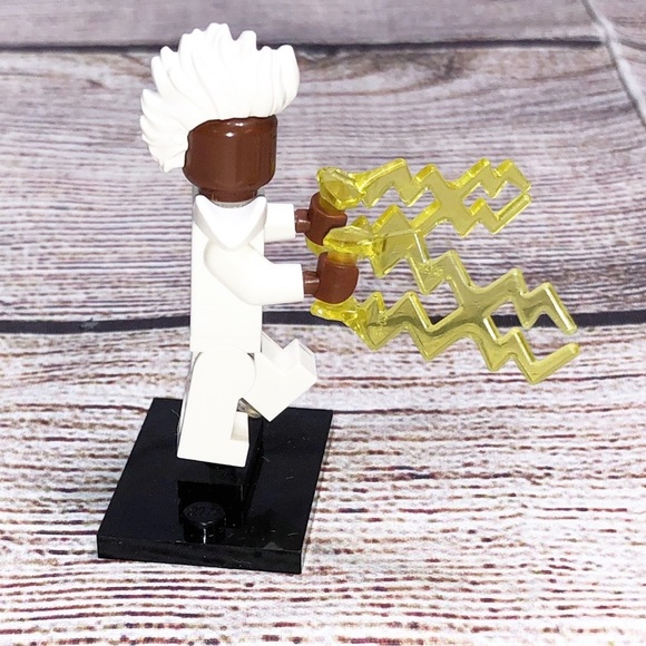 LEGO Storm Marvel Studios 2 Collectable Mini Figure - Picture 2 of 9